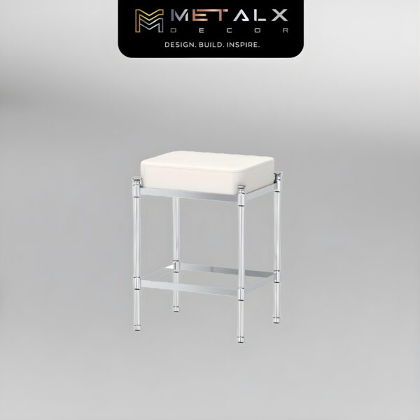 MXD 132 Ottoman