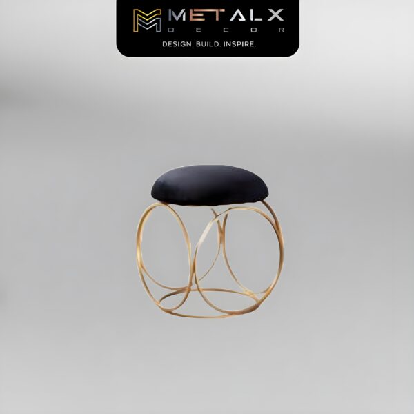 MXD 128 Ottoman