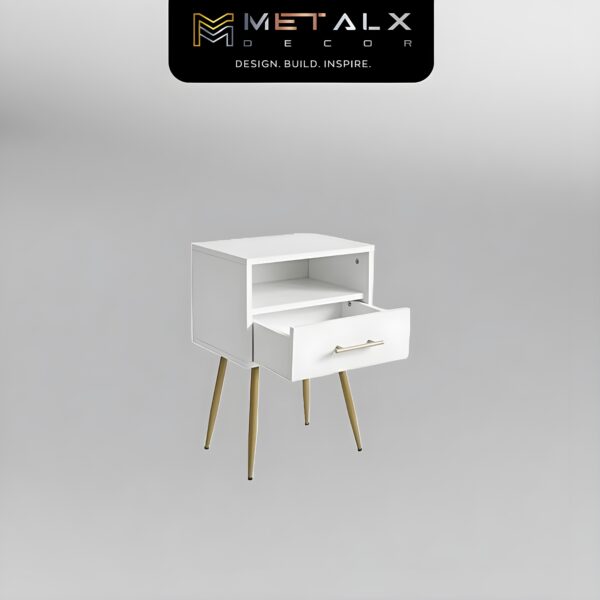 Bedside Table – Elegant Bedroom Furniture